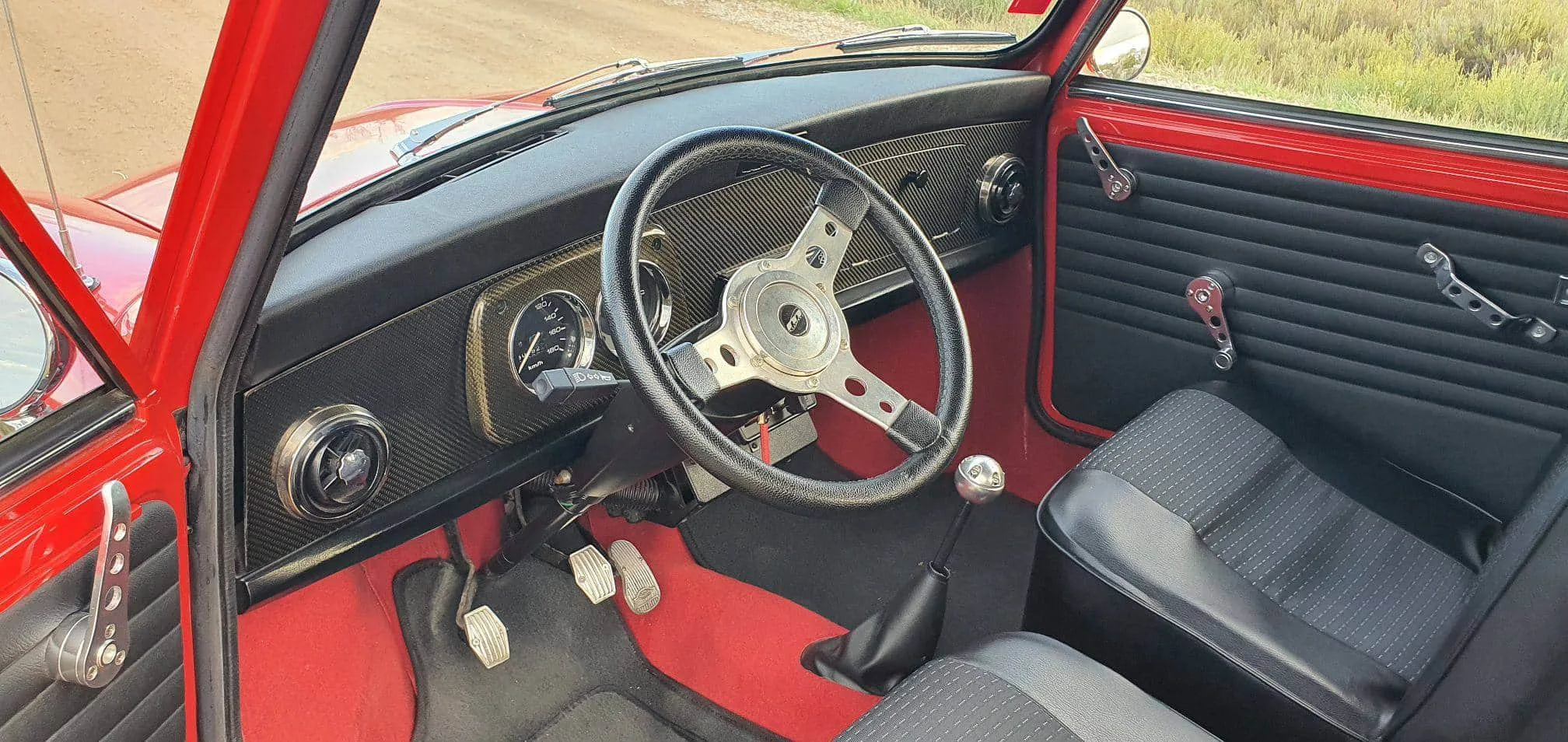 MINI8