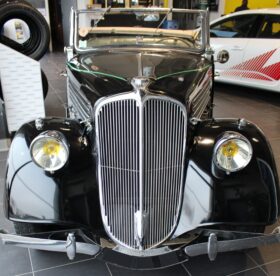 1936 Renault Primaquatre Roadster