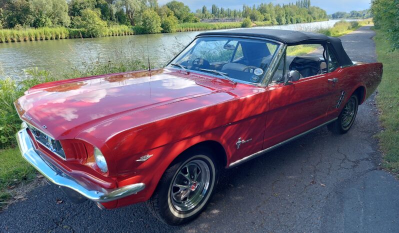 1966 Ford Mustang Cabriolet complet