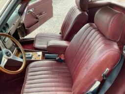 1984 Mercedes-Benz 107 complet