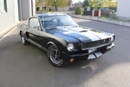 1965 Ford Mustang fastback complet