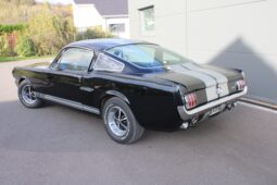 1965 Ford Mustang fastback complet