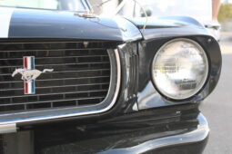 1965 Ford Mustang fastback complet