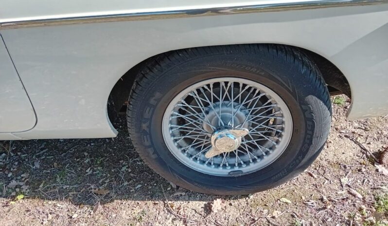 1973 Mg B complet
