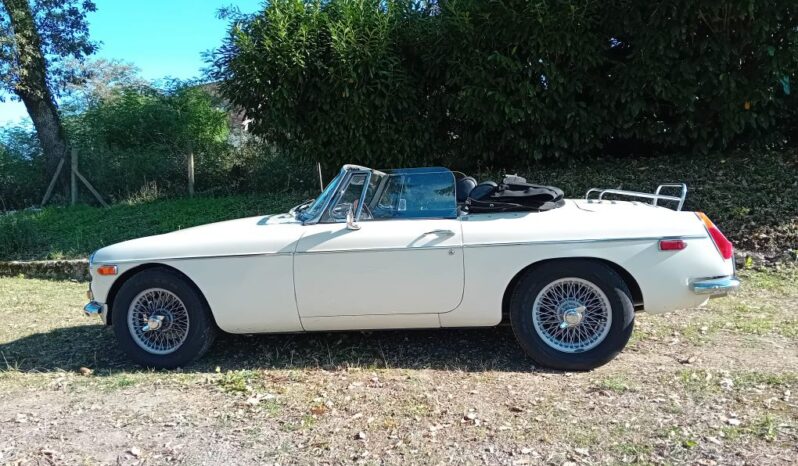 1973 Mg B complet
