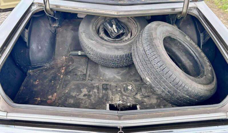 1973 Chevrolet Monte carlo complet