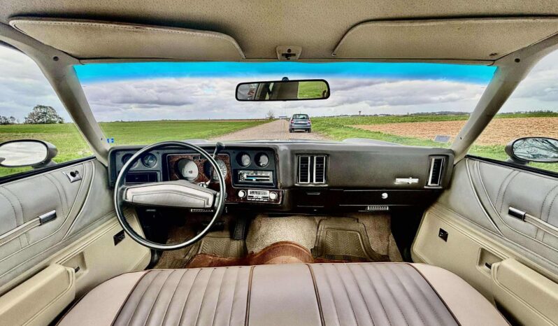 1973 Chevrolet Monte carlo complet