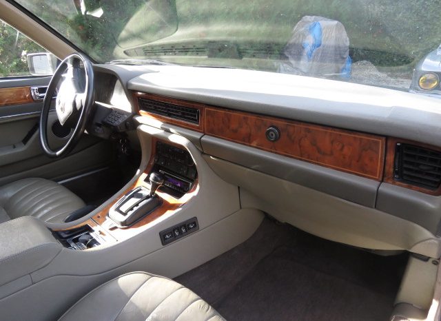 1990 Jaguar XJ 40 complet