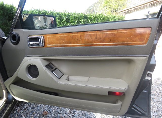 1990 Jaguar XJ 40 complet