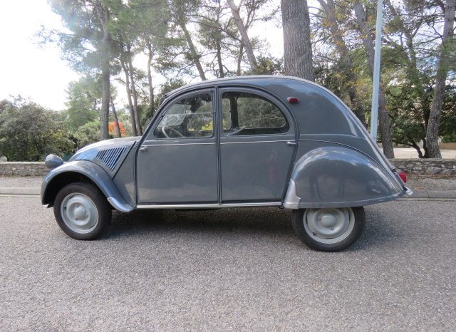 1957 Citroen 2 CV AZ complet