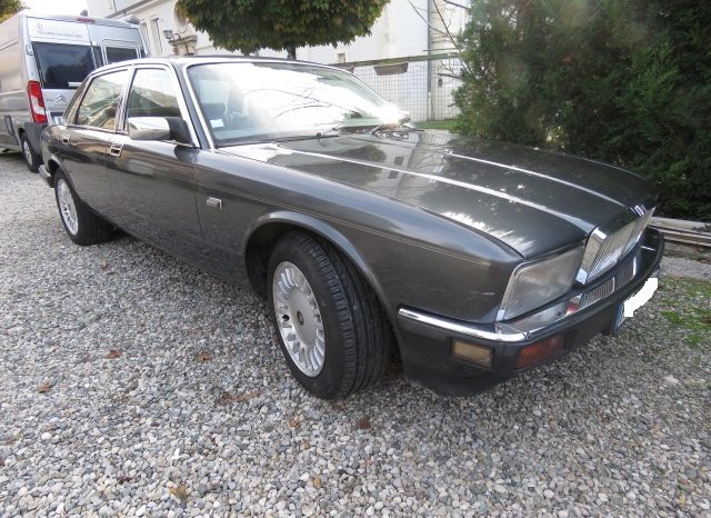 1990 Jaguar XJ 40 complet