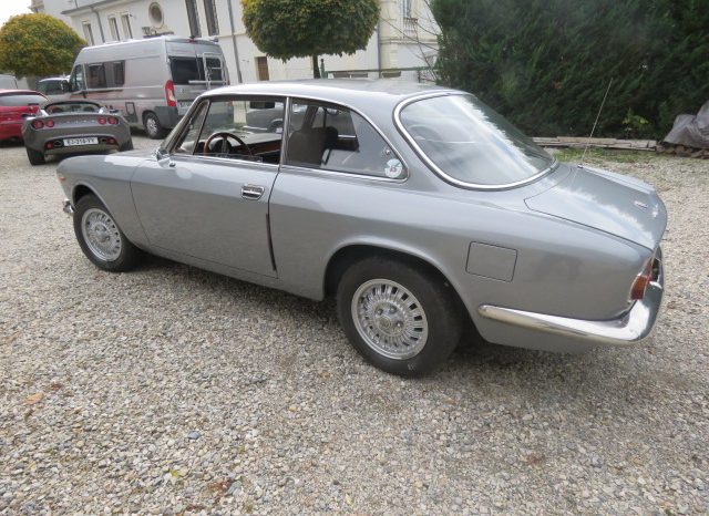 1969 Alfa Romeo 1750 coupe bertone complet