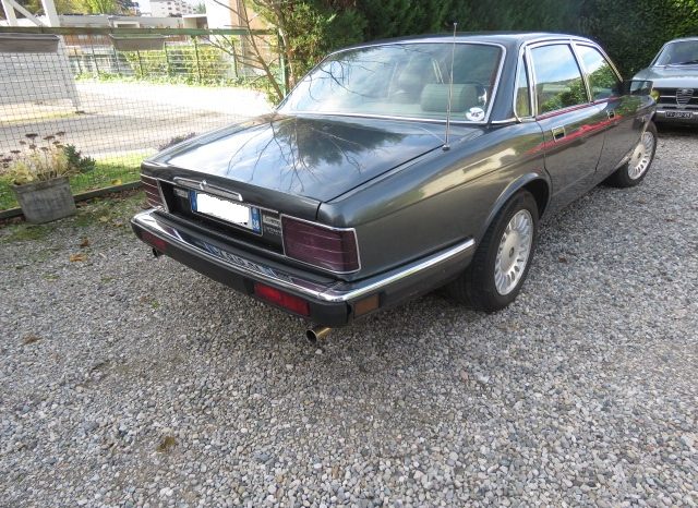 1990 Jaguar XJ 40 complet