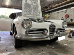 1960 Alfa Romeo Giulietta Spider full