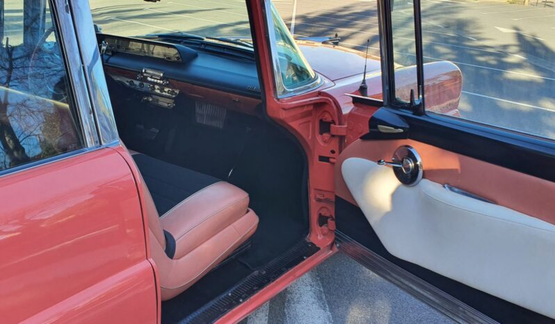 1956 LINCOLN PREMIERE SEDAN complet