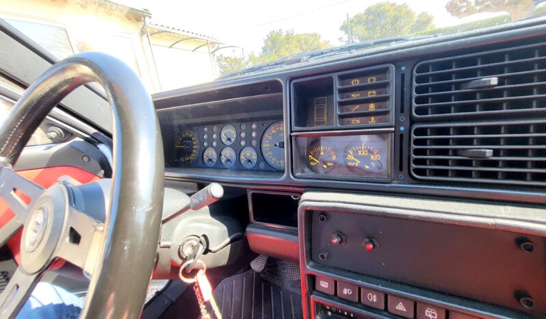 1989 Lancia Delta HF Intégrale complet
