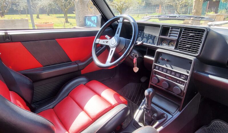 1989 Lancia Delta HF Intégrale complet