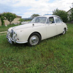 1968 Jaguar 240 full