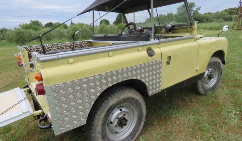 1963 LAND ROVER 88 série 2A complet