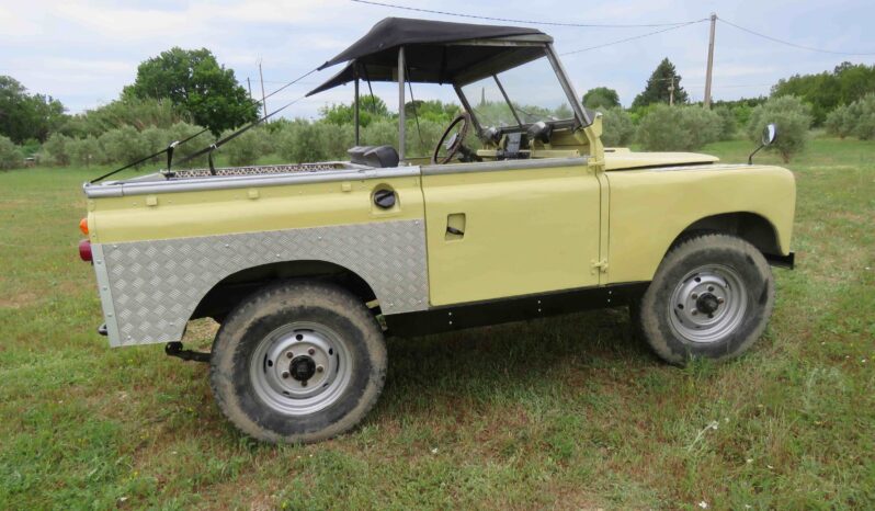 1963 LAND ROVER 88 série 2A complet