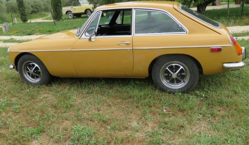 1971 Mg B GT complet