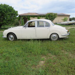 1968 Jaguar 240 full