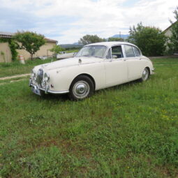 1968 Jaguar 240 full