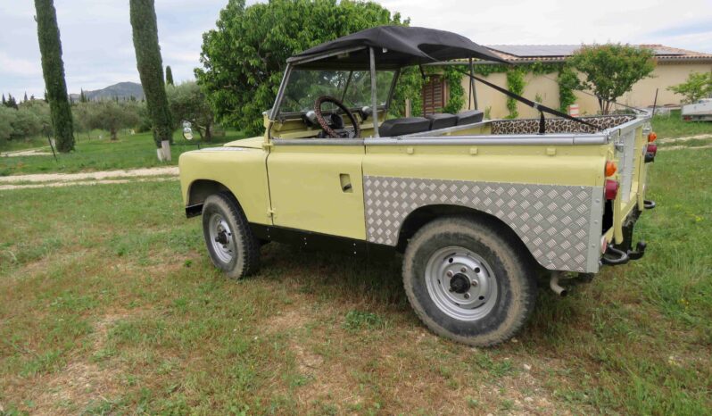 1963 LAND ROVER 88 série 2A complet