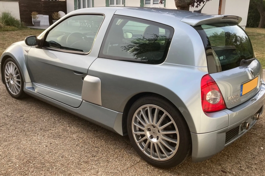 Clio-AR
