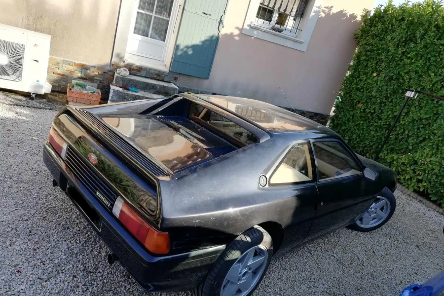 V6