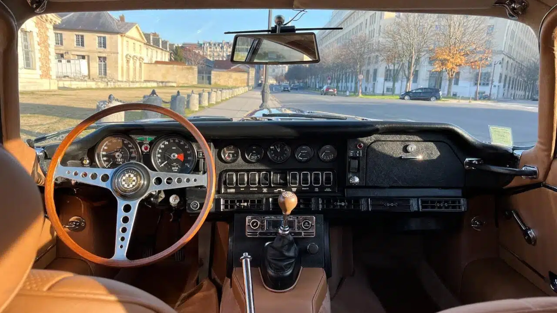 jag-10